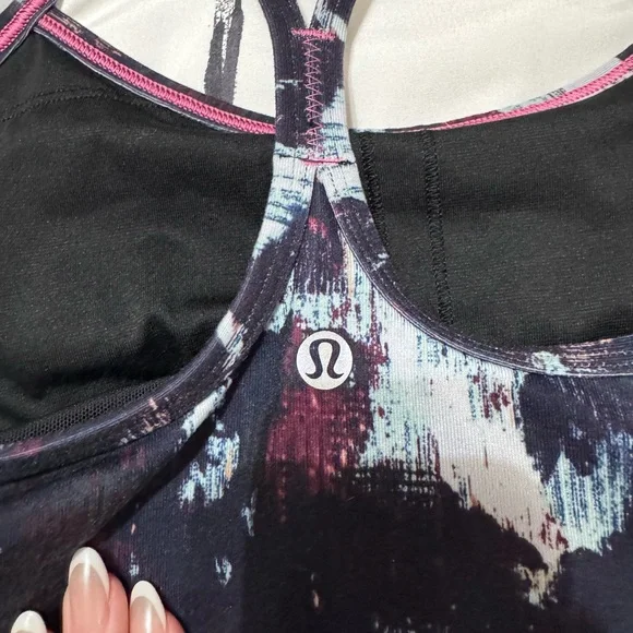 lululemon tank - Picture 3 of 10